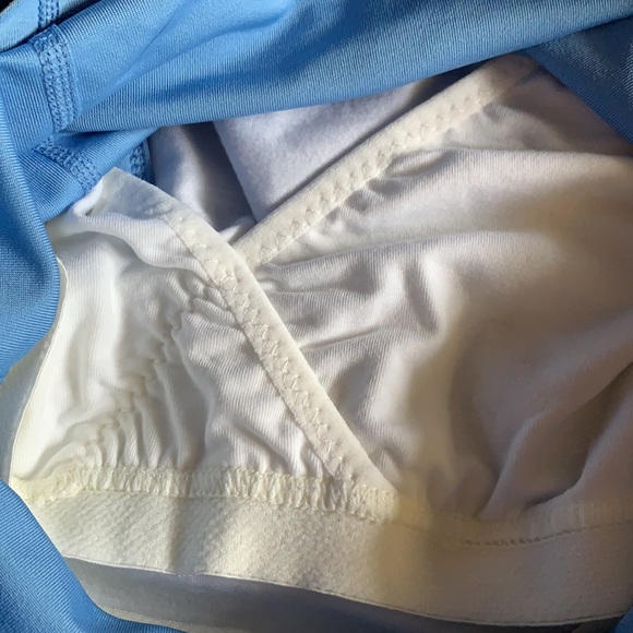 Nike Work Out Top - Picture 6 of 6